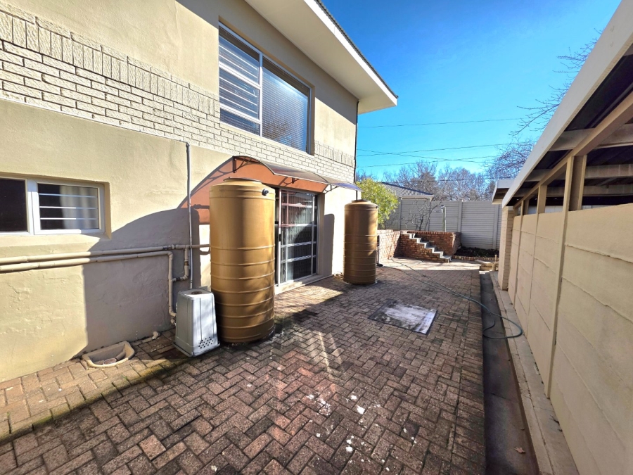 5 Bedroom Property for Sale in Eureka Free State